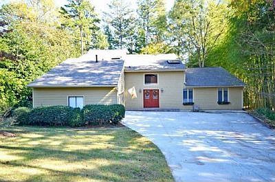 1st image of 4398 Cove Island Dr NE
