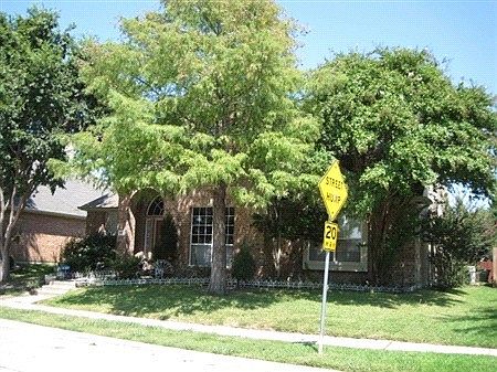 3rd image of 2518 Valley Creek Dr