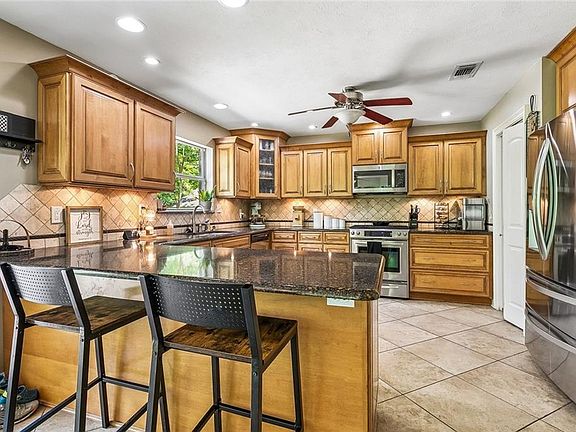 3rd image of 35093 Bayou Liberty Rd