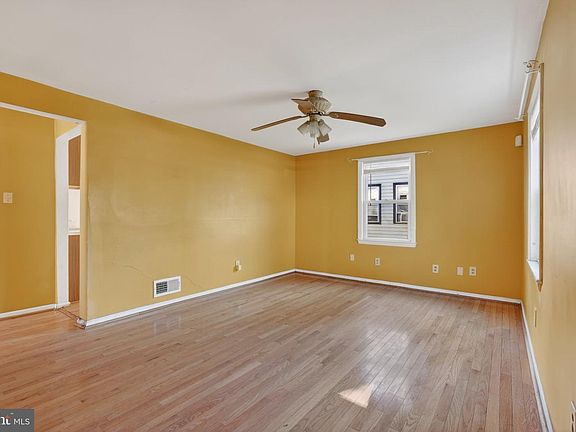 5th image of 5441 Taussig Rd