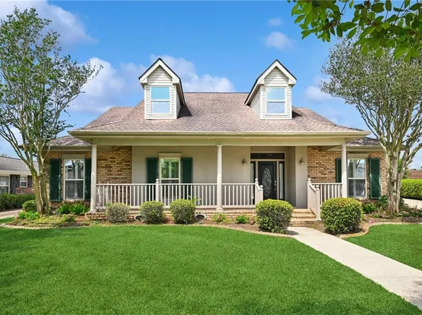 1008 Saint Michael Dr, Harvey, LA 70058