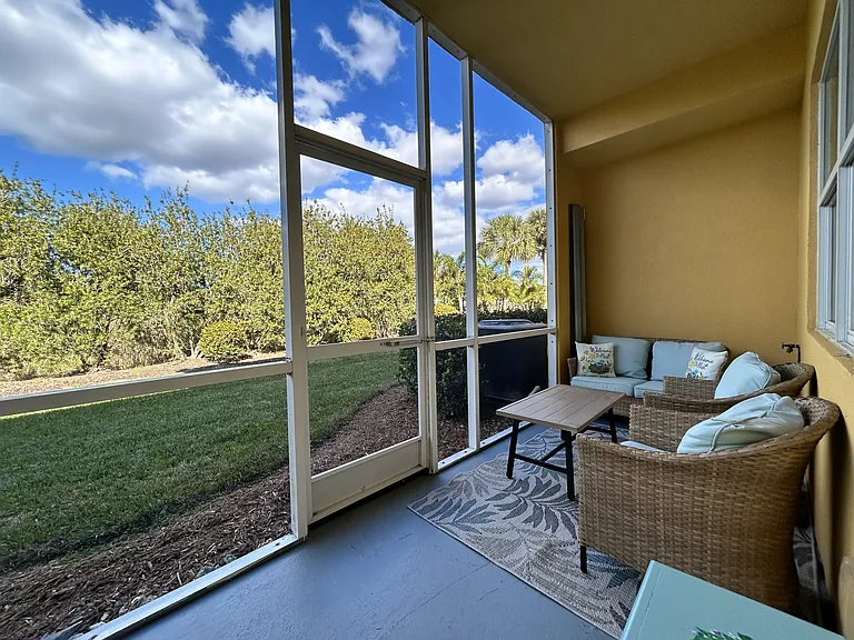 Outside Closet Lanai
