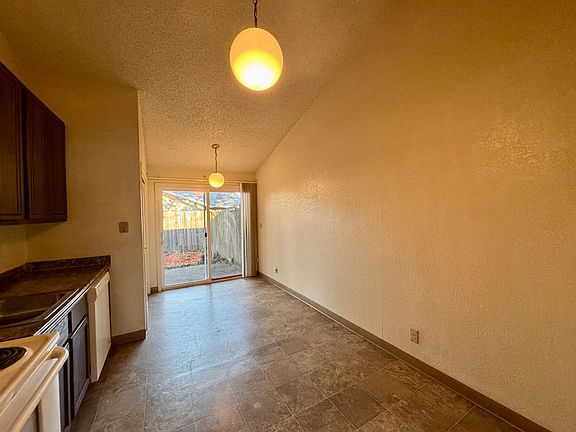4th image of 9409-9411 Maria Way