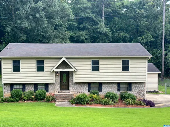 2006 1st Ave W, Alabaster, AL 35007
