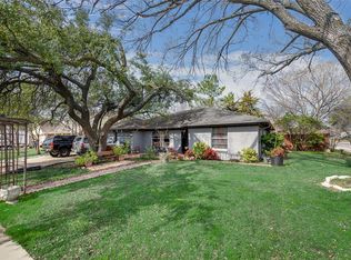 2947 Ermine Way, Farmers Branch, TX 75234