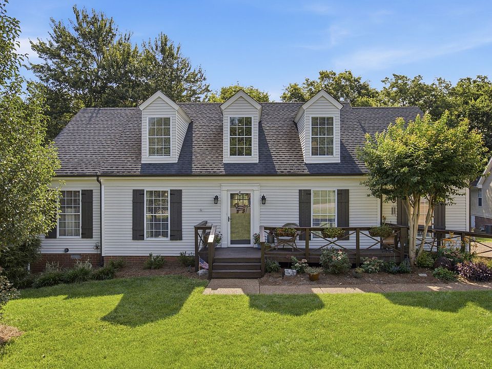 1st image of 2816 Maple Cir