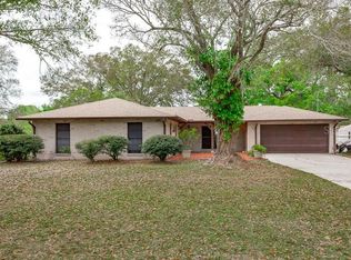 6210 Hereford Dr, Lakeland, FL 33810