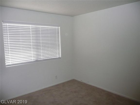 4th image of 5054 S Rainbow Blvd Unit 102