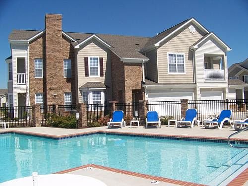 1st image of 5717 Fairford Ln