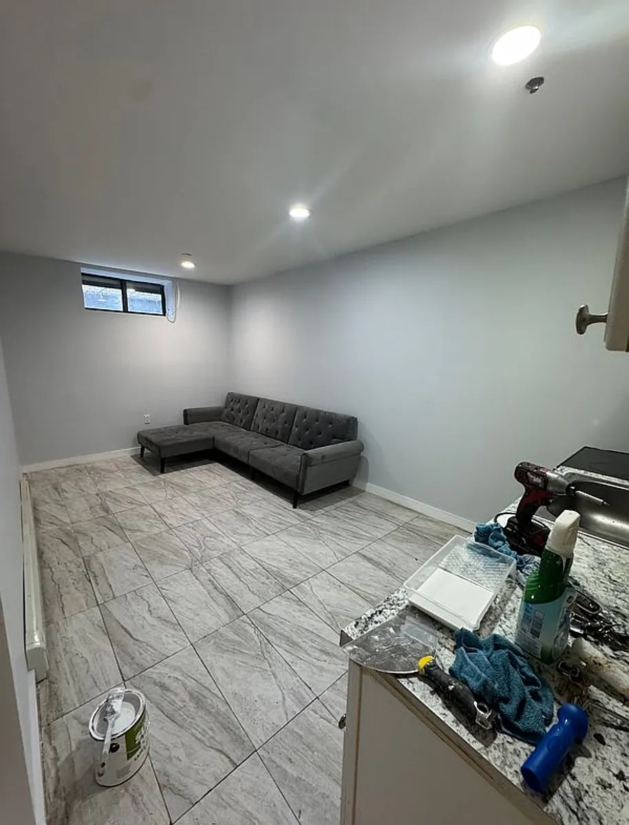 Building Photo - 9220 Skidmore Ave #LL