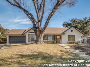 108 Twinleaf Ln, Castle Hills, TX 78213