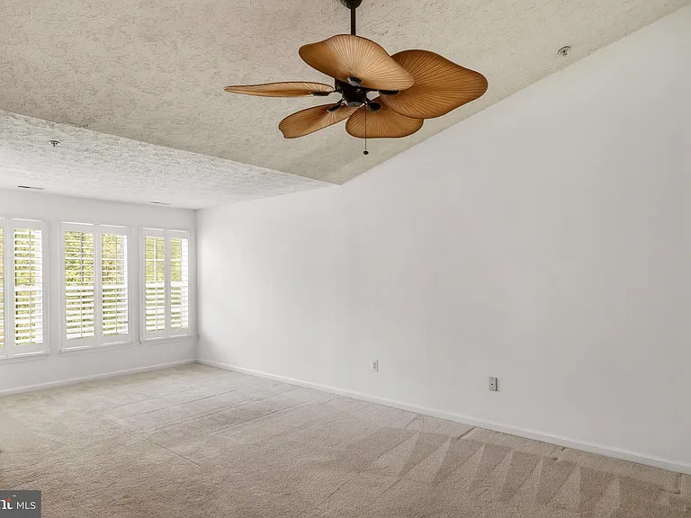 9805 Redwing Dr #9805 — Photo 15