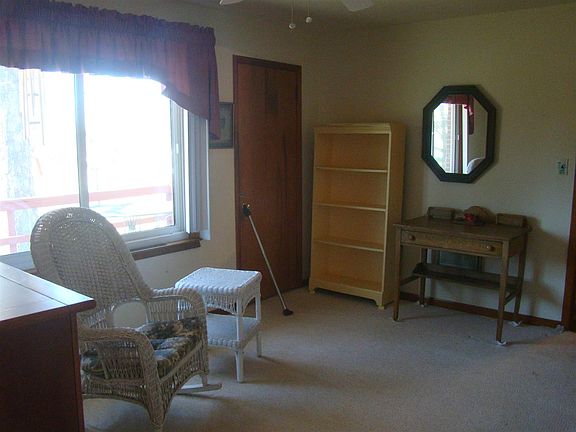 5th image of 111 Westend St