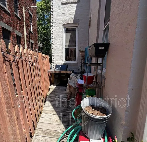 420 Q St NW — Photo 8