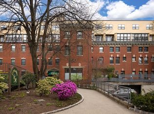 50 Winchester St APT 201, Brookline, MA 02446