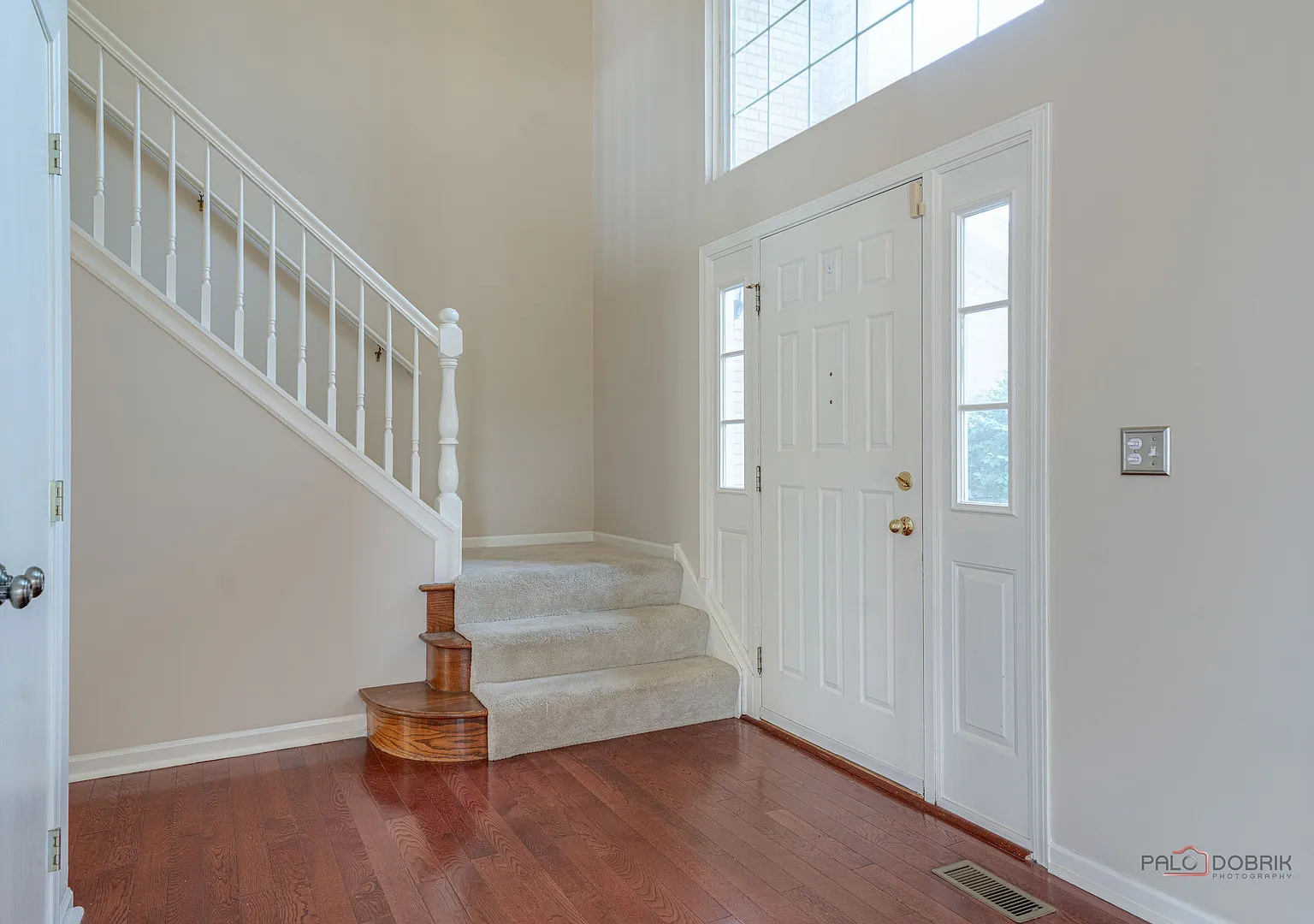 4 bed, 3.5 bath, 2395 sqft, $3,600 — Photo 4