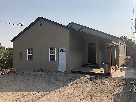 3rd image of 2936 Paradise Rd