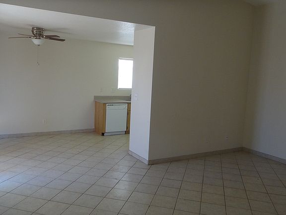 4th image of 3130 Flower Garden Ct