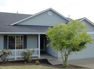 1131 E 12th St, Lafayette, OR 97127