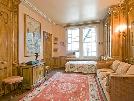 Sold by Sotheby's International Realty | media 7