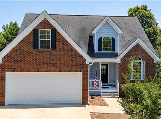 176 Arbor Hills Trl, Talking Rock, GA 30175