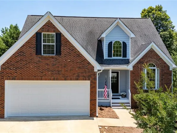 176 Arbor Hills Trl, Talking Rock, GA 30175