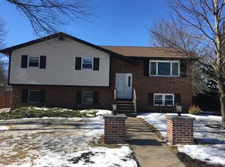 51 El Camino Rd, Hazleton, PA 18201