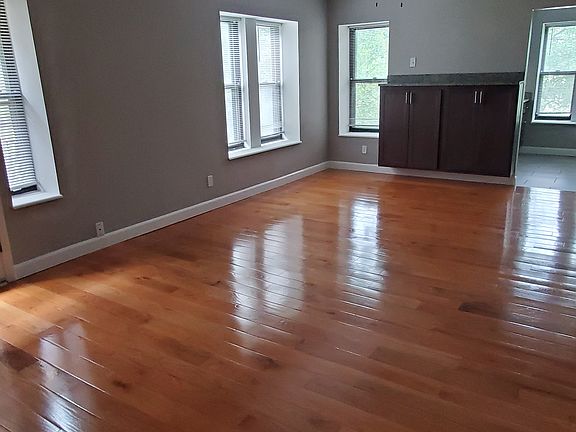 5th image of 5574 Waterman Blvd APT 2N