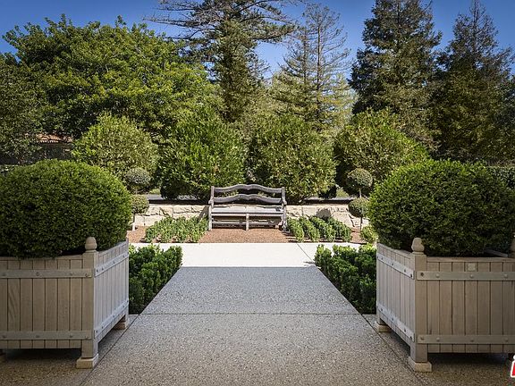3rd image of 2085 Birnam Wood Dr
