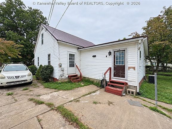2nd image of 101 Wilson St
