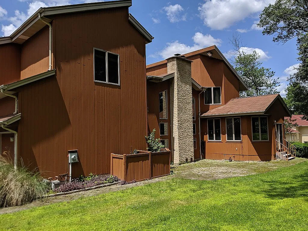 4 Valenza Ln photo 1