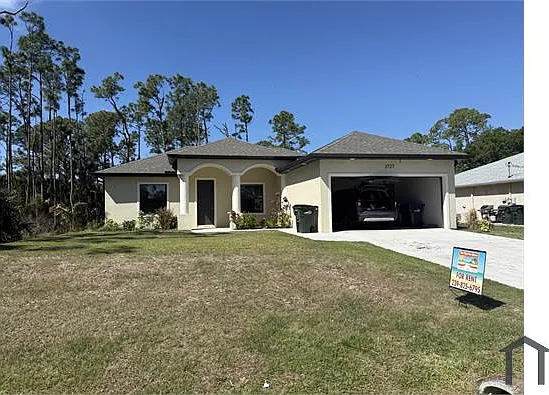 2727 Canoe Ln — Photo 1