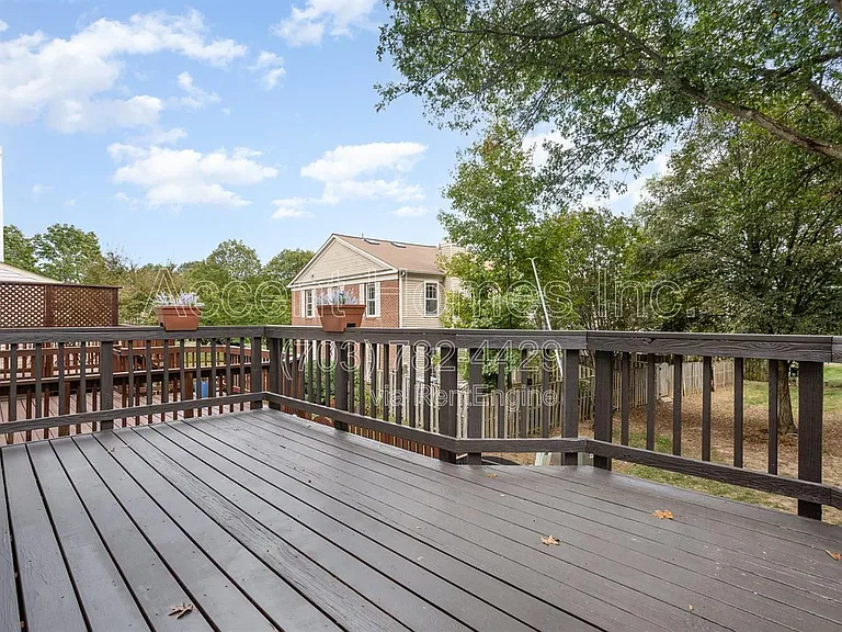 6107 Summer Park Ln — Photo 25