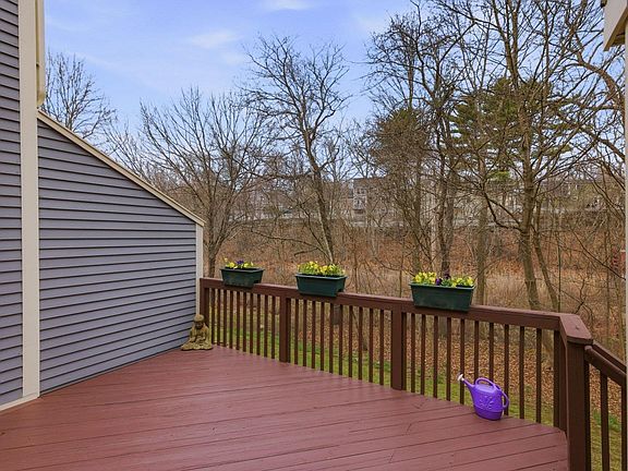 3rd image of 134 Spinnaker Way