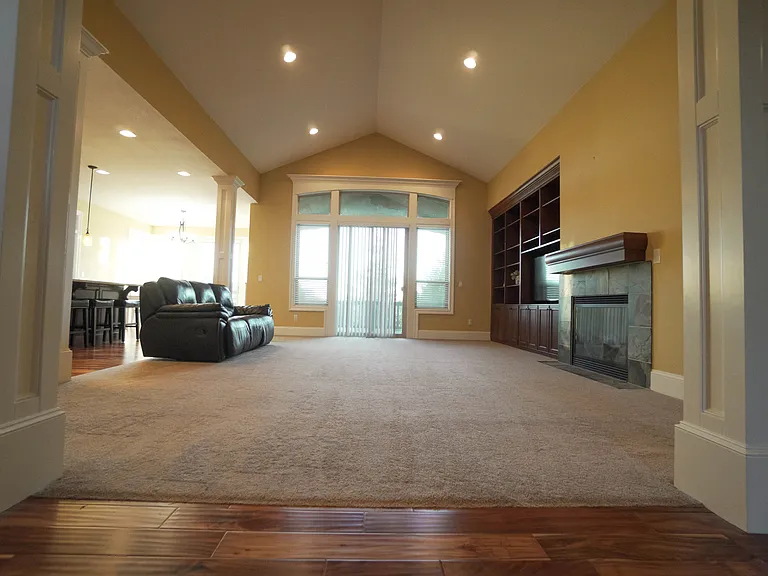 9706 SE Hillcrest Rd — Photo 17