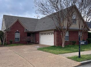 9880 Averbury Dr, Cordova, TN 38016