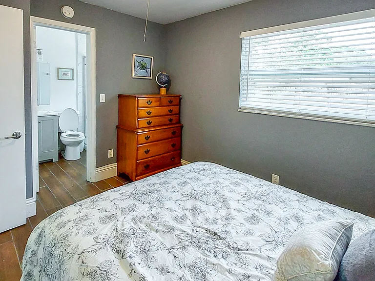 710 8th Ave NW #706 — Photo 2