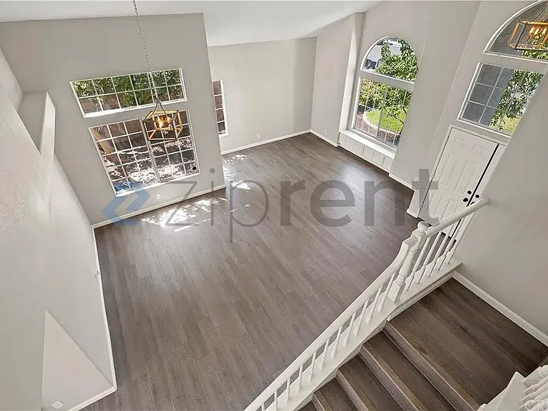 1802 Bradcliff Way — Photo 22