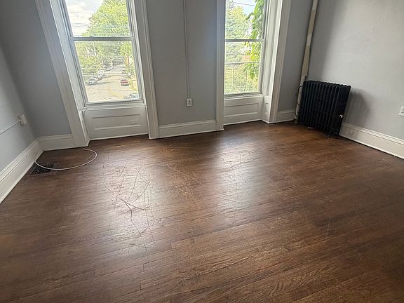 5th image of 342-6 W Grand Ave #2L