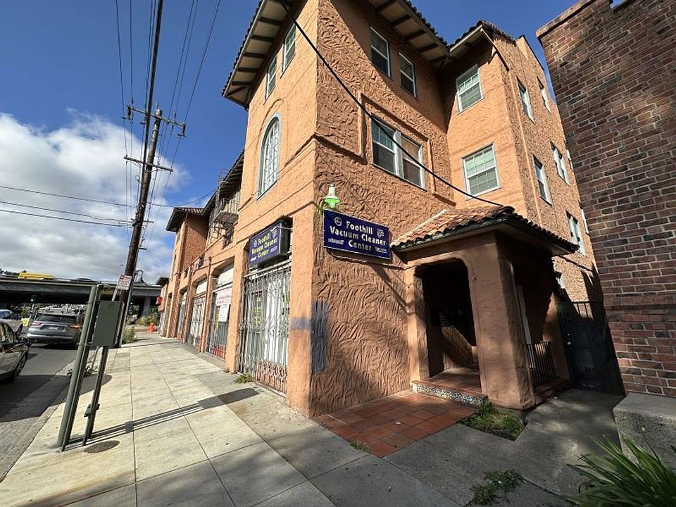 1st image of 3220 Fruitvale Ave #1