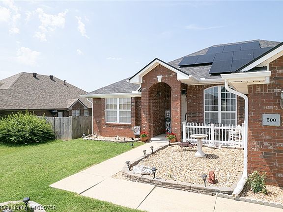 3rd image of 500 Northridge Dr