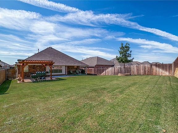 3rd image of 10245 Ash Creek Ln