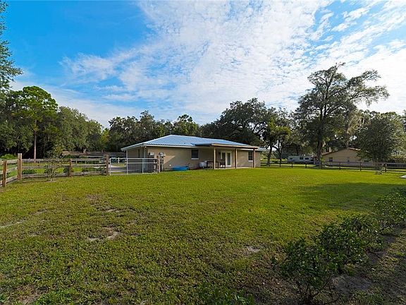 3rd image of 3025 County Road 521