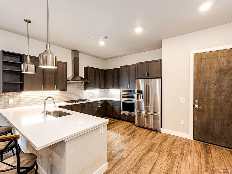 20 Wilcox St #717 — Photo 9