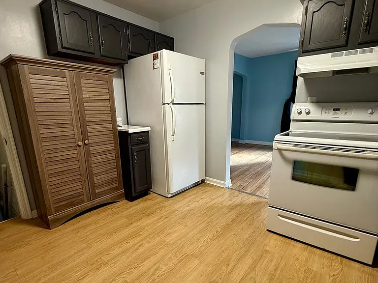 40 Edwards Ct — Photo 6