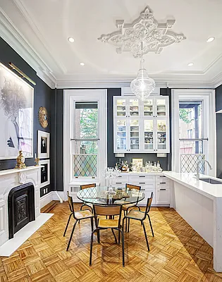 Sold by Compass | media 5