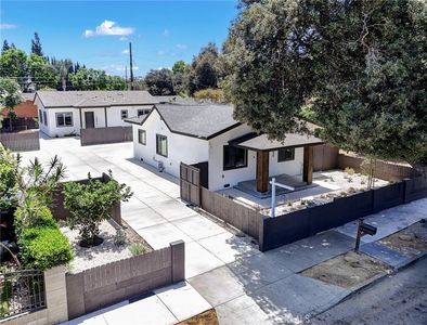 1050 W Chestnut Ave, Santa Ana, CA, 92703