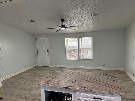 4th image of 1624 Arthur Blvd