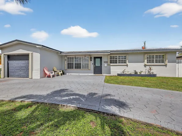 7641 NW 6th Court, Pembroke Pines, FL 33024