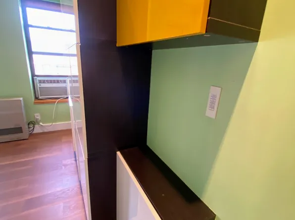 398 13th Street image 27 of 29